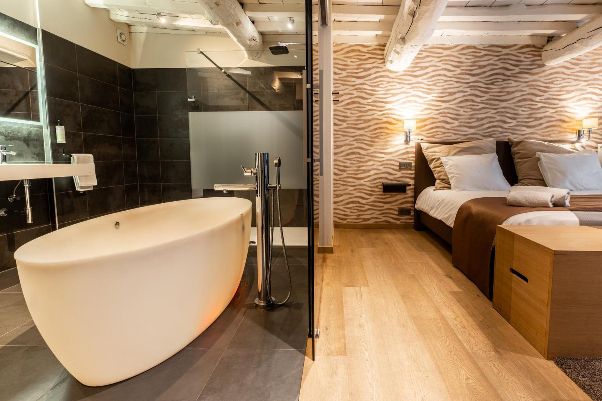 Hotel Le Manoir Marche-en-Famenne Luaran gambar